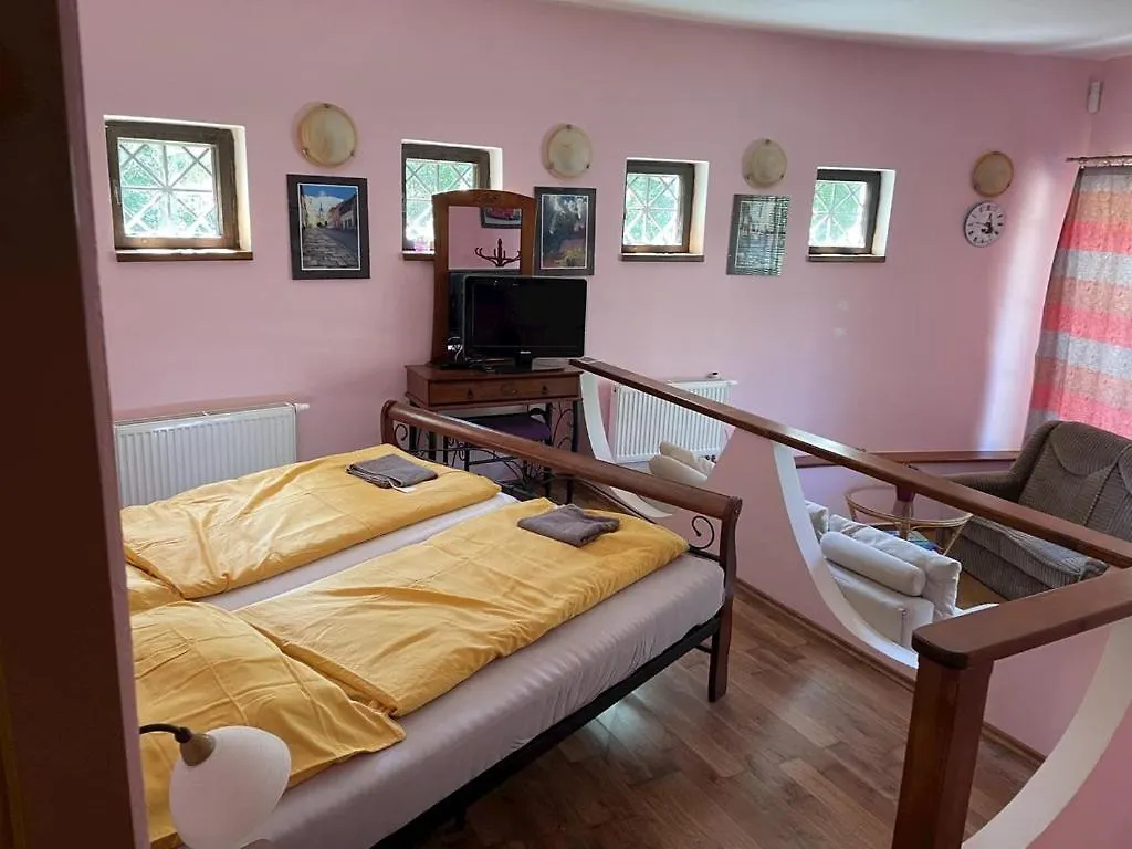 Penzion U Lesniho Pramene Mariánské Lázně 0*,  Çek Cumhuriyeti